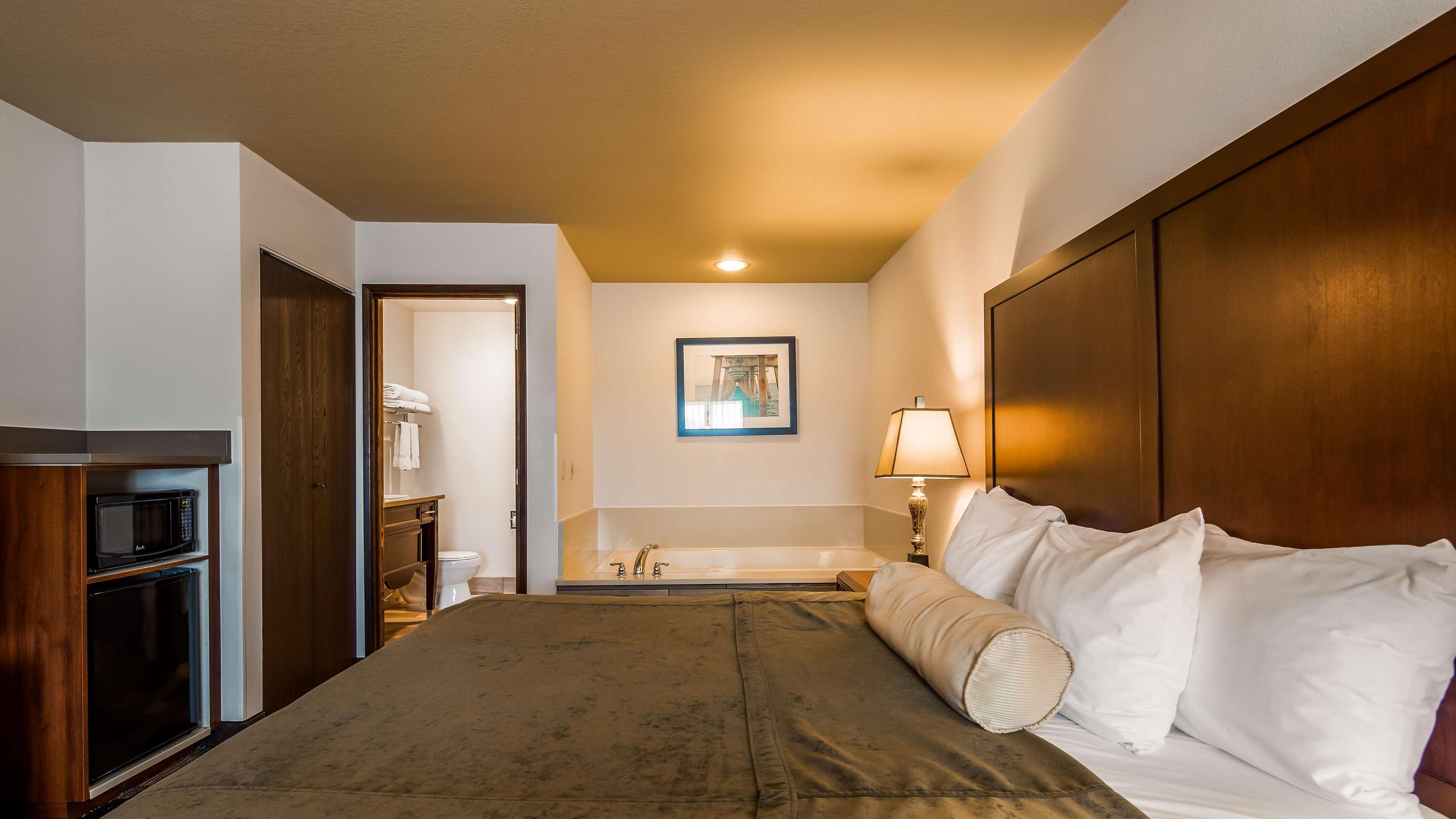 Best Western Salbasgeon Inn & Suites Reedsport Exterior photo