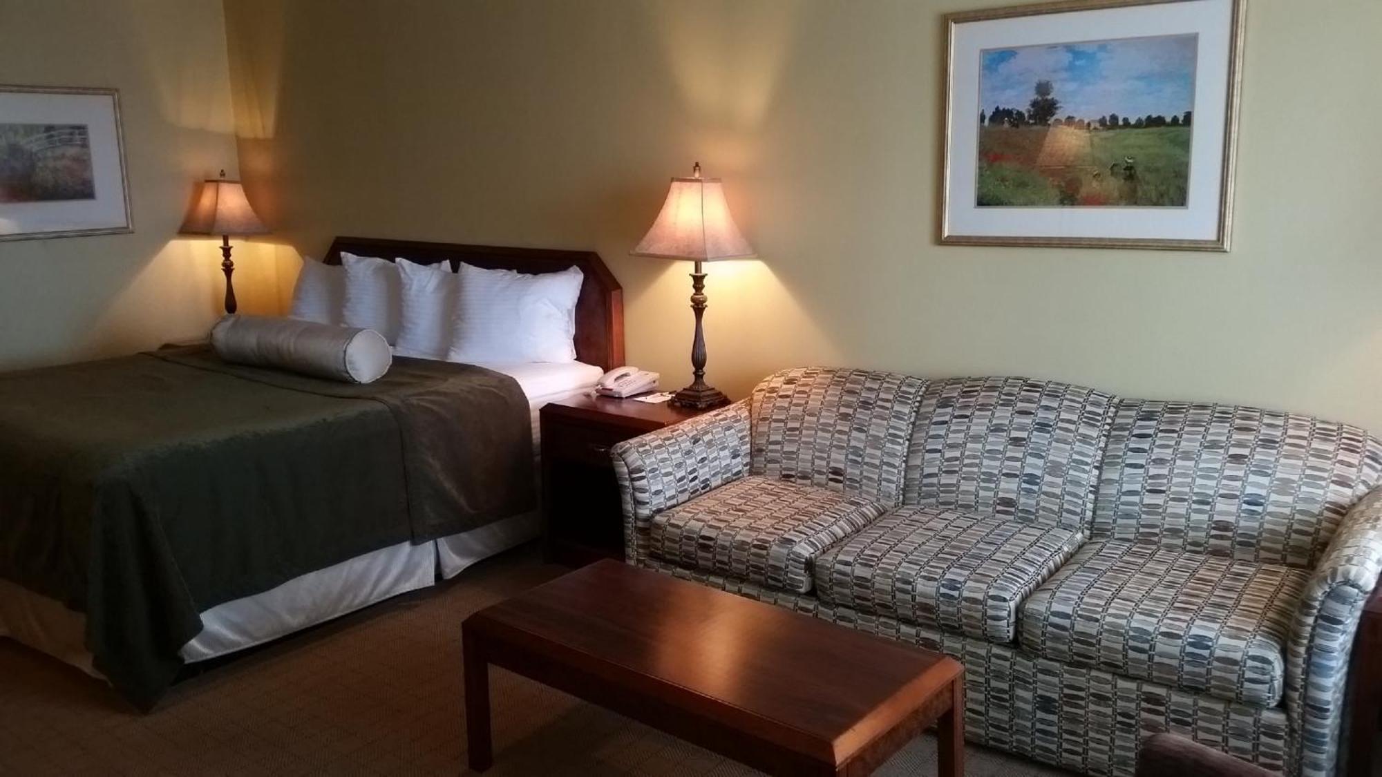 Best Western Salbasgeon Inn & Suites Reedsport Room photo